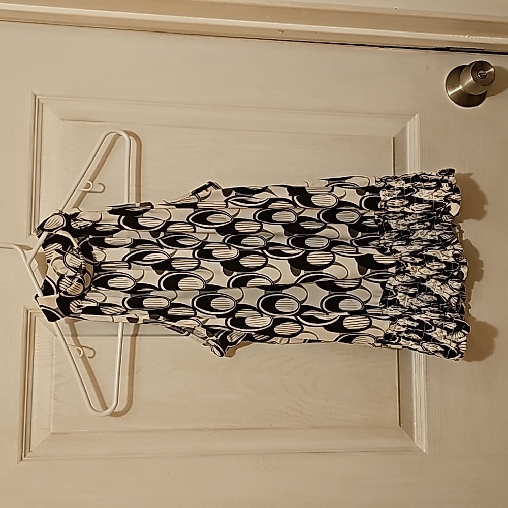 Sleeveless Geometrical Patterned MD blouse